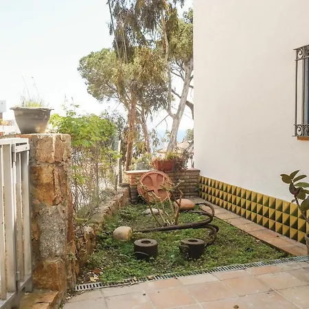 Apartment 2 Bedroom Amazing In