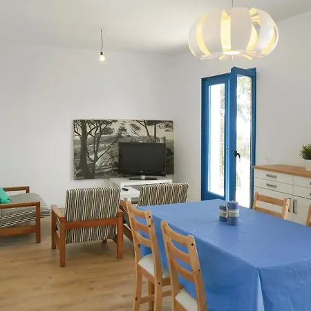 Apartment 2 Bedroom Amazing In *