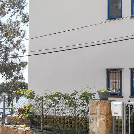 Apartment 2 Bedroom Amazing In *